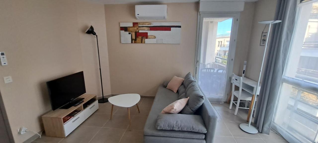 ליון Appart T2 Standing Tout Confort Avec Balcon - Parking En Option מראה חיצוני תמונה